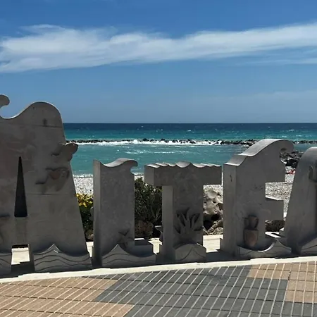 Casa Violeta בית נופש *